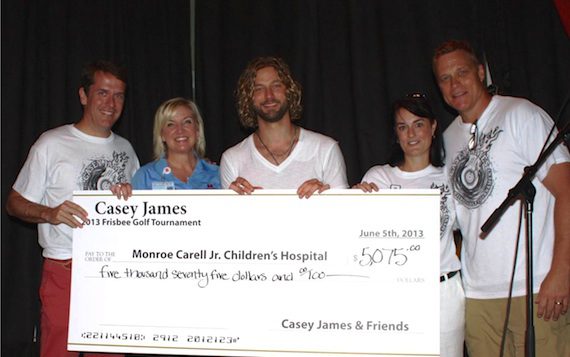 Pictured (L-R): Rondal Richardson – Entertainment Industry Relations Manager at Vanderbilt University Medical Center, Susan Hernandez – Chief Nursing Officer at Monroe Carell Jr Children's Hospital at Vanderbilt, Casey James, Donna Dalton – Director of Community Development at Vanderbilt University Medical Center, Bryan Frasher – Manager at Red Light Management.