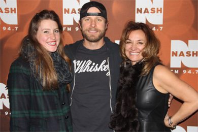 Dierks Bentley recently visited with WNSH/New York at the station's first Nash Holiday Bash in promotion of his No. 5 Capitol Nashville single, “I Hold On.” Pictured (L-R): Abby Bryant, Bentley and Kim Bryant (Cumulus/New York MM)
