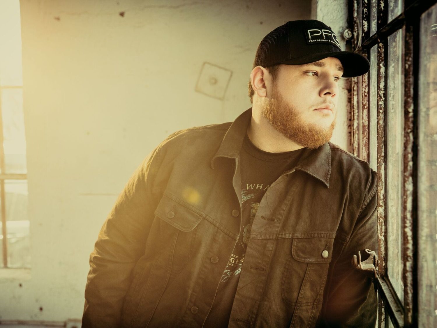 Weekly Register: Luke Combs Tops Country Albums, Streaming Songs Charts