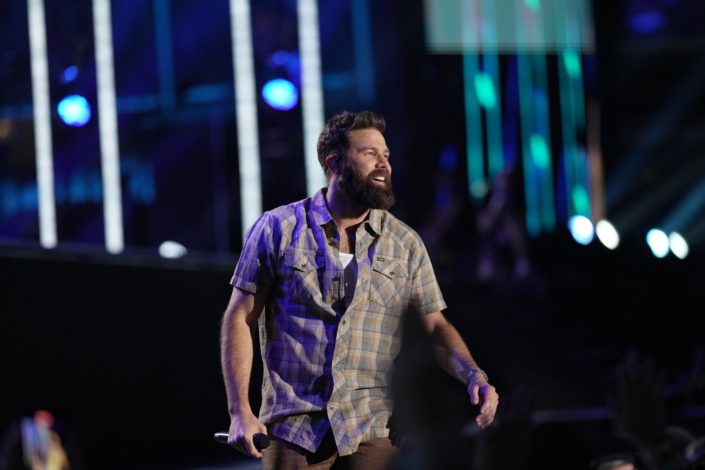 Cma Thursday CMA Fest Night 1: Dan + Shay, Luke Combs, Carly Pearce & More Thrill ...