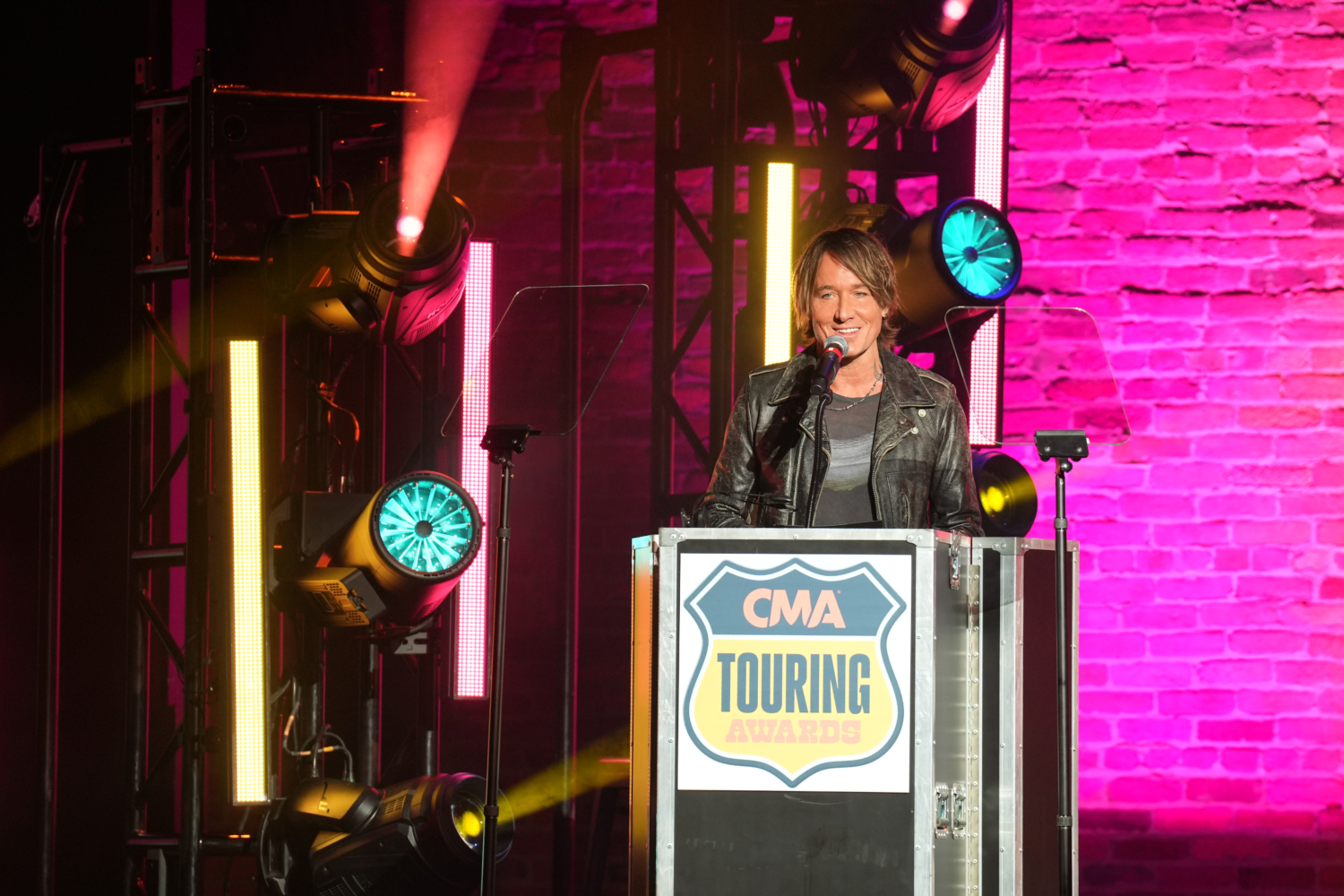 CMA Touring Awards Honors Giants In Live Music - MusicRow.com