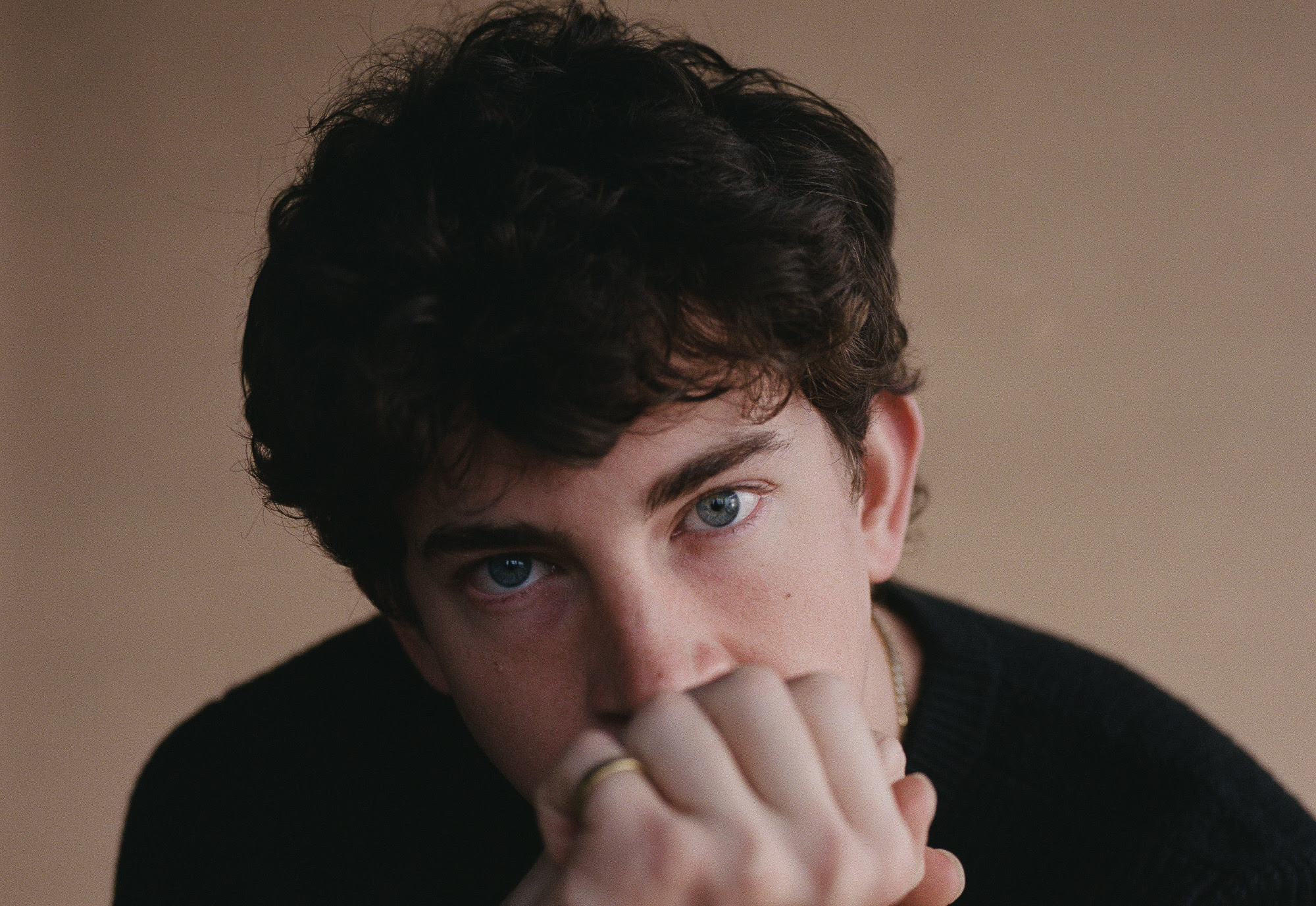 Solon Holt Inks With Trenches Records & Republic Records - MusicRow.com